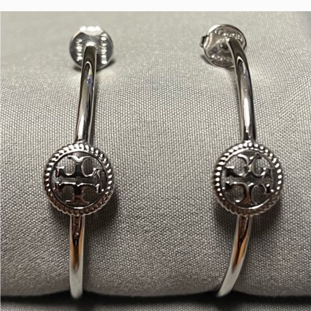 NWT Tory Burch Earrings